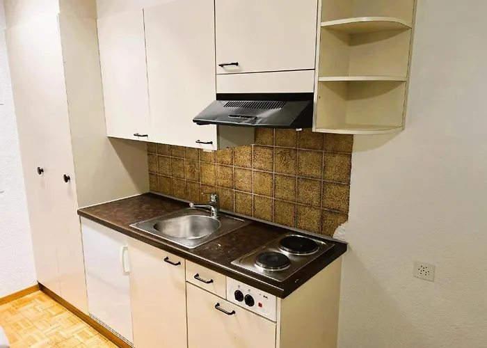 Center Next To Hb Main Train Station La - Self Checkin *